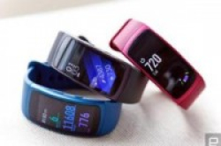 多国正式开卖SamsungGearFit2售价180美元