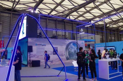 HTC在上海MWC体验馆展示VIVE多元应用，从娱乐、技职教育到婚礼体验一应俱全
