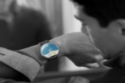 苹果与HTC将推圆形智能手表冲击Moto 360
