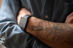 Spotify老细都话“正”随身subwoofer–Basslet