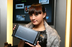 首配Windows7：ARCHOS9FlatPC激薄登场