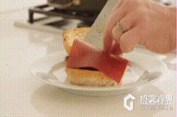 一款在推特爆红的食物 震惊了百万外国人 没想到番茄酱还能切片的？