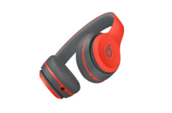 BeatsSolo3Wireless霹雳红应节够抢眼