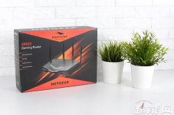 专为游戏玩家打造 网件XR500夜鹰ProGaming路由器实物图赏