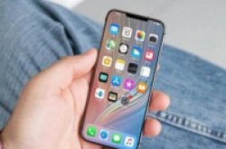 又一波iPhoneSE2渲染图5寸小巧全面屏