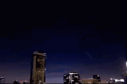 SpaceX又搞事情了 照亮了整个加州