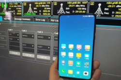 小米公司高管爆出新机图 并说已经支持5G 网友更爆出详细配置