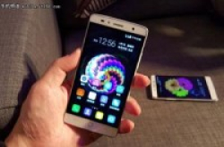 首款百元电信4G+手机TCL乐玩2系列发布