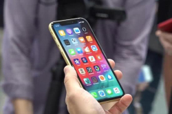 6395的华为mate20 网友：果断入手iPhoneXR？