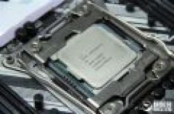 在售Intel最强桌面U！Core i9-7900X开箱图赏