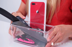 姨妈红iPhone8＋开箱质感比中国红iPhone7＋更棒
