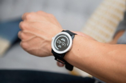 NASA都用体温变电智能腕表MatrixPowerWatch