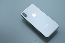 Apple推出iPhoneX教学影片