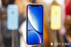 iPhoneXSMax全球首拆电池防水设计与XS完全不同