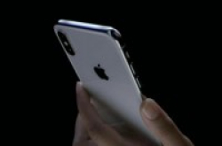 iPhoneX真会停产？苹果或许是在断臂自救