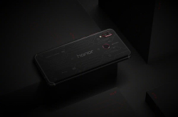 荣耀Play酷玩版亮相8月1日首发2499元