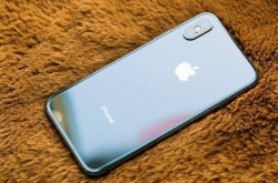 重磅；iPhoneX降价了 网友感叹：被苹果玩了波套路？