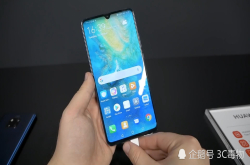 华为Mate20X上手试玩：专业游戏手柄《绝地求生》最佳利器