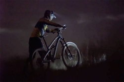 SonyA7SII纯天然光拍摄，MountainBike夜幕跑山！