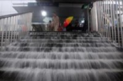 有了它，让你成为大雨中最闪亮的那一刻“星星”