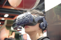 HTCVivePro四月五日正式推出，台湾售价为24,988元