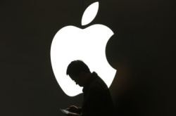 FBI强查iPhone，TimCook：反对建立后门