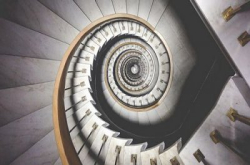 【初哥必学】12 个重点拍出建筑特色
