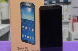 全球限量：弧形屏幕机SamsungGalaxyRound到港开箱