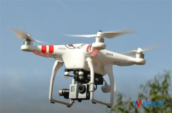 模拟不同环境 MIT用VR为无人机开发训练系统