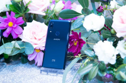 引领新体验中兴天机Axon9Pro正式发布