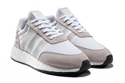经典鞋款BOOST底化︰adidasOriginalsInikiRunnerBOOST