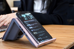 影科技：Powerlounge无线充电蓝牙喇叭两者合一，摆脱线材纠缠还你工作娱乐好心情！