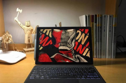 消费者报告兄弟 你的SurfacePro4乞丐版用着咋样？