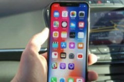 Samsung不再独占LG和Sharp将竞争AppleOLED订单