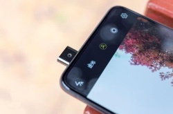 vivoNEX的升降式摄像头 让国产APP现出丑陋原形