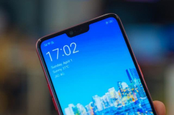 OppoF7：一款带有缺口的智能手机