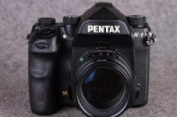 正式跨足全画幅单反市场PentaxK-1相机评测