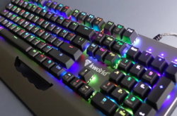 光轴电竞机械键盘KworldC600