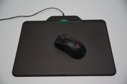 在方寸之间享受无拘束的无穷电力，RazerMamba+FireflyHyperFlux无线鼠标组动手玩