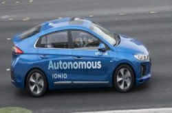 现代、福斯两大车厂分别和Aurora合作开发自驾车