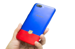 OPPOR11巴萨全球限量版阿辉实机开箱撞色超大胆！