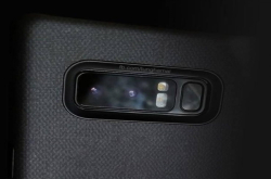 SamsungGalaxyNote8高清细节图曝光：双镜头、闪光灯、指纹识别一览无遗！