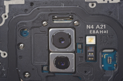 iFixit拆开三星GalaxyS9Plus，双光圈机构由两片零件构成、虽内部采用模组化但拆了就难复原