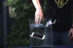 iPhone7终于可以防水？
