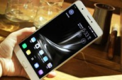 巨屏影音神器AsusZenFone3手机评测