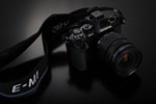 全新5轴机身防抖OlympusE-M1现售7899元