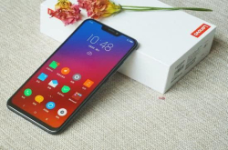 联想神机问世：连iPhone都望而却步的产品 它重新定义了旗舰