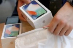 Apple狠狠坑了Samsung一把后者的OLED面板卖不出去了
