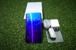 首发评测 带你领略美若天仙的华为nova3
