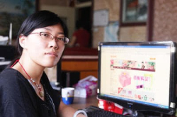 美女不愿安于现状 网上卖水果成为女汉子